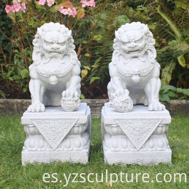 Chinese Marble Foo Dog Statue 